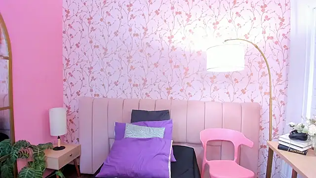 amber-hill online show from 18, 10, 2025