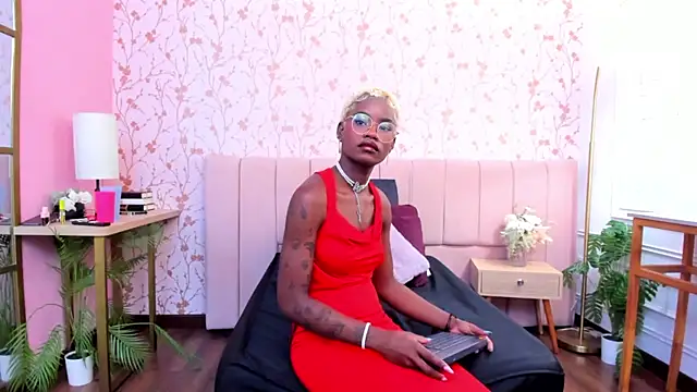 amber-hill online show from 14, 2, 2026