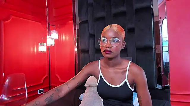 amber-hill online show from 13, 9, 2025