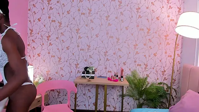 amber-hill online show from 18, 3, 2025