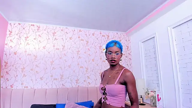 amber-hill online show from 3, 3, 2026