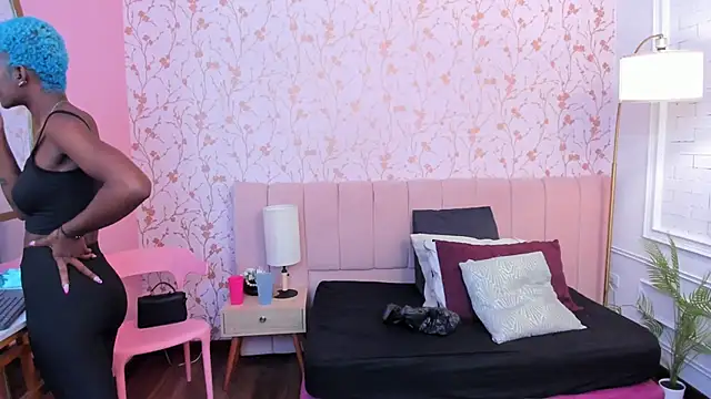 amber-hill online show from 12, 3, 2026