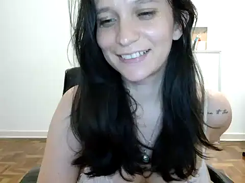 beatrizspbr online show from 15, 2, 2026