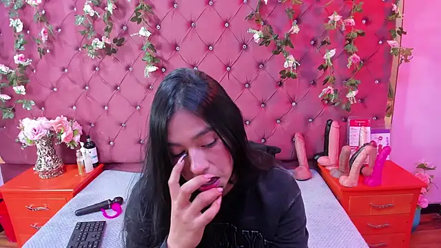 Snapshot of Mariana_Prin chatting on 27, 11, 2025 Mariana Prin online show from 27, 11, 2025