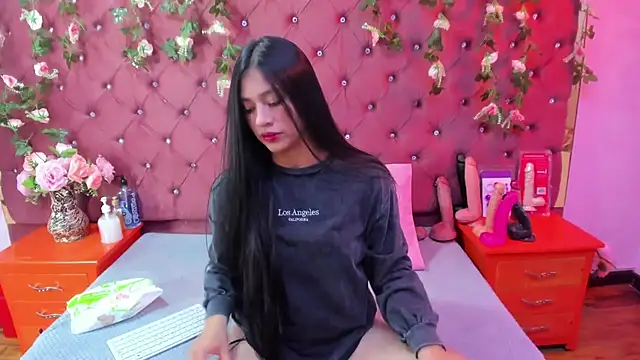 Snapshot of Mariana_Prin chatting on 23, 10, 2025 Mariana Prin online show from 23, 10, 2025