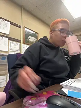 SexyHoneyRedd online show from 31, 1, 2025