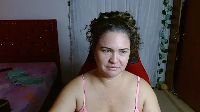 helenca43 online show from 18, 1, 2026