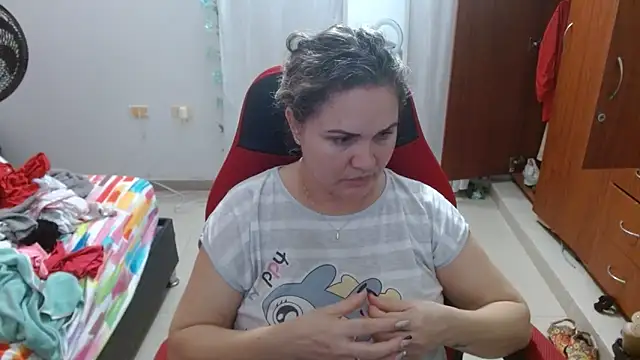 helenca43 online show from 12, 9, 2025