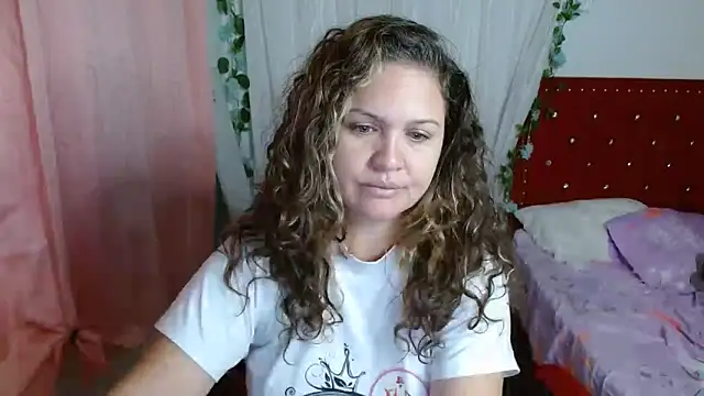 helenca43 online show from 18, 11, 2025