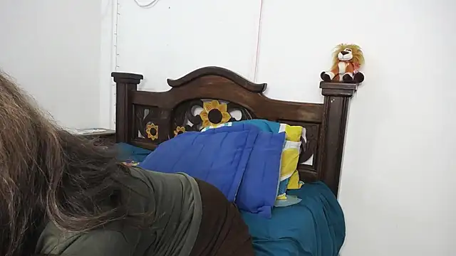 DominaLeona online show from 9, 2, 2025