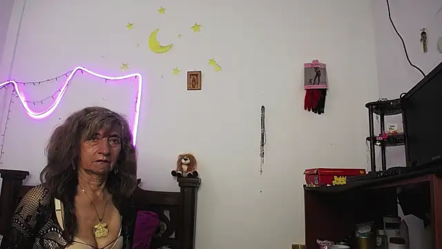 DominaLeona online show from 30, 1, 2025