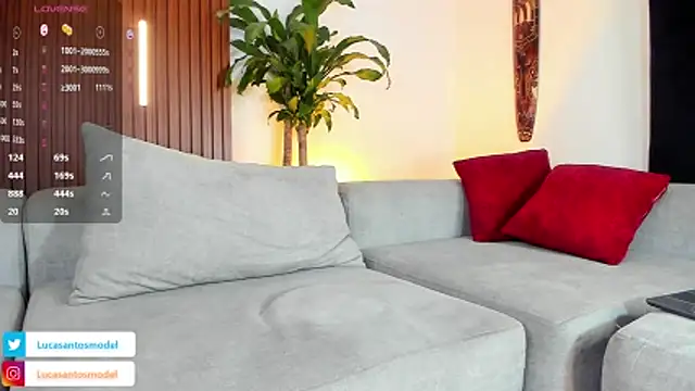 Snapshot of lucasanto_ chatting on 14, 12, 2025 lucasanto online show from 14, 12, 2025