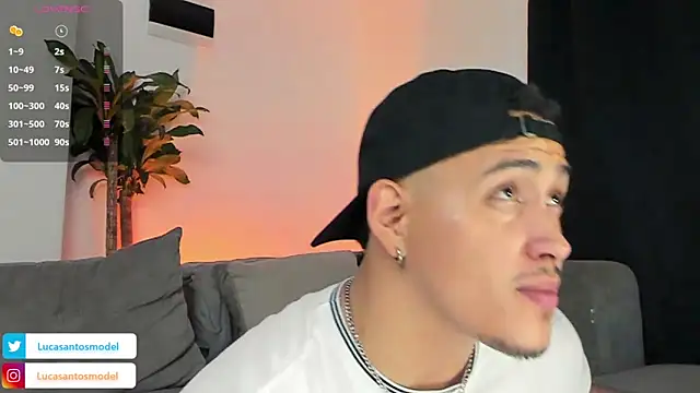 lucasanto  online show from 6, 3, 2025