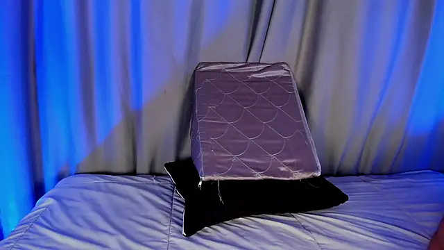 EviePhoenix online show from 15, 1, 2026