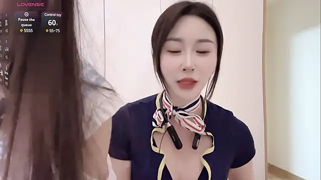 Sweet-Angel999 online show from 3, 3, 2025