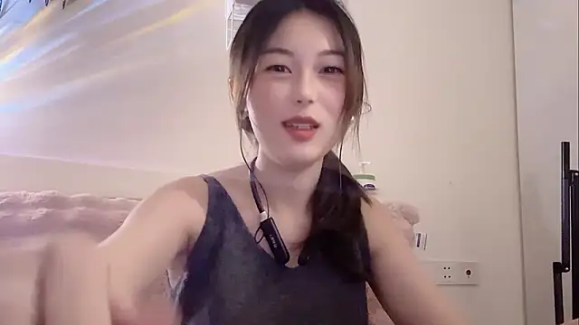 Snapshot of Sweet-Angel999 chatting on 19, 1, 2026 Sweet-Angel999 online show from 19, 1, 2026