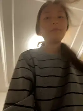 Sweet-Angel999 online show from 11, 11, 2025