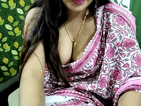 Snapshot of Aarvi_Arora chatting on 2, 3, 2025 Aarvi Arora online show from 2, 3, 2025