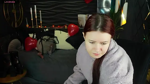 Lily Moonlight online show from 8, 2, 2026