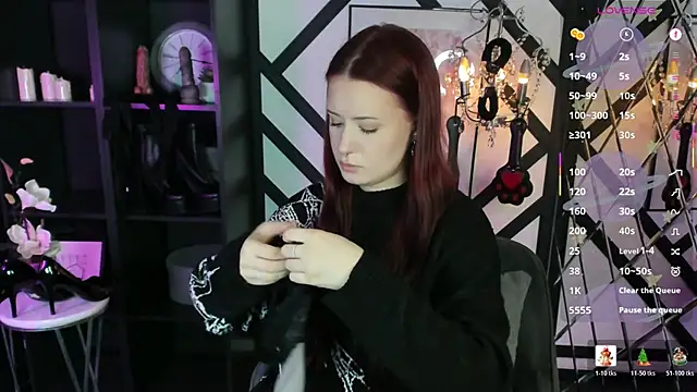 Lily Moonlight online show from 28, 2, 2026