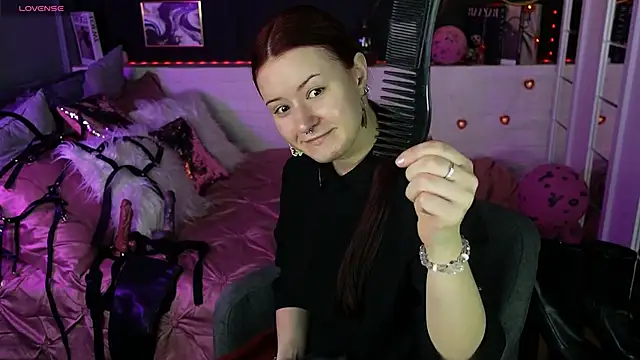 Lily Moonlight online show from 22, 2, 2026