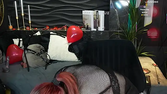 Lily Moonlight online show from 8, 2, 2026