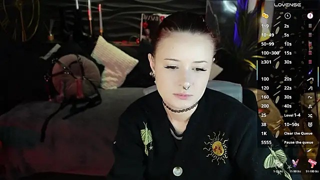 Lily Moonlight online show from 27, 3, 2026