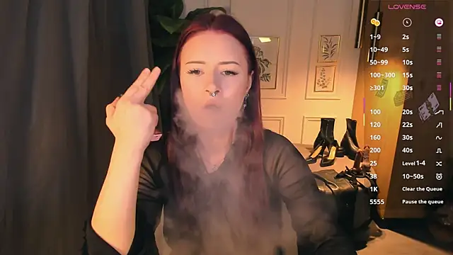 Lily Moonlight online show from 4, 4, 2026