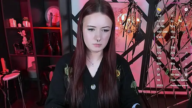 Lily Moonlight online show from 29, 3, 2026