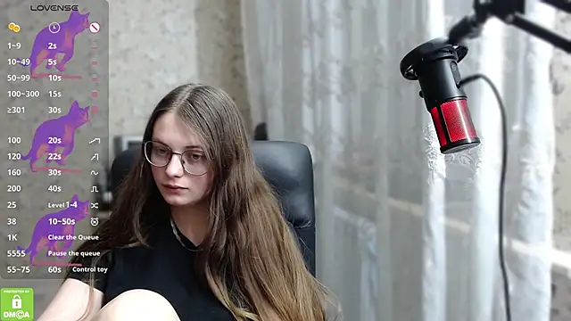 Nana Hot online show from 25, 2, 2025