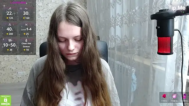 Nana Hot online show from 18, 3, 2025