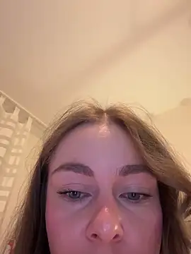 Joanachupa online show from 20, 12, 2025