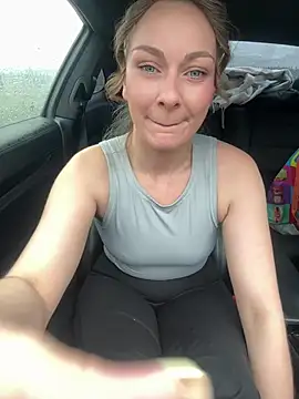 Joanachupa online show from 28, 3, 2026