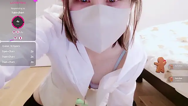 Snapshot of Mamu_Mamu_ chatting on 8, 11, 2025 Mamu Mamu online show from 8, 11, 2025