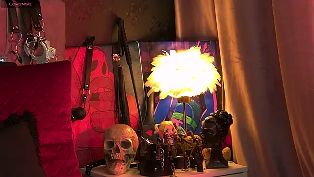 ZoeMesmerize online show from 27, 3, 2026