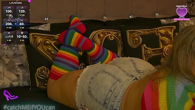 ZoeMesmerize online show from 15, 4, 2026