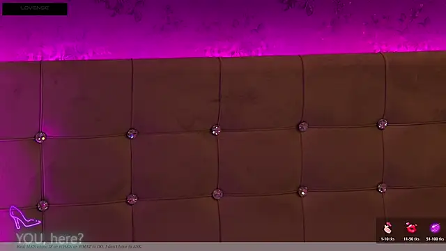 ZoeMesmerize online show from 10, 11, 2025