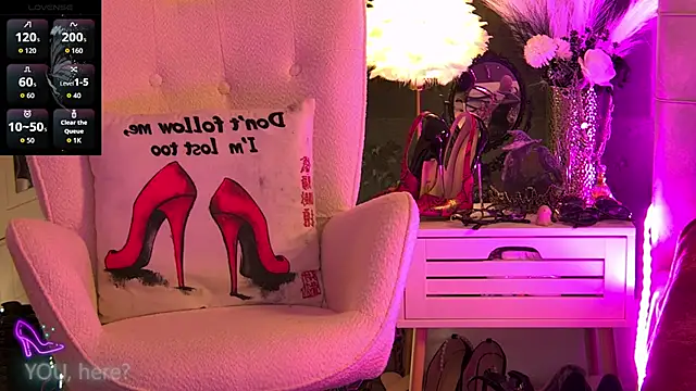 ZoeMesmerize online show from 31, 10, 2025