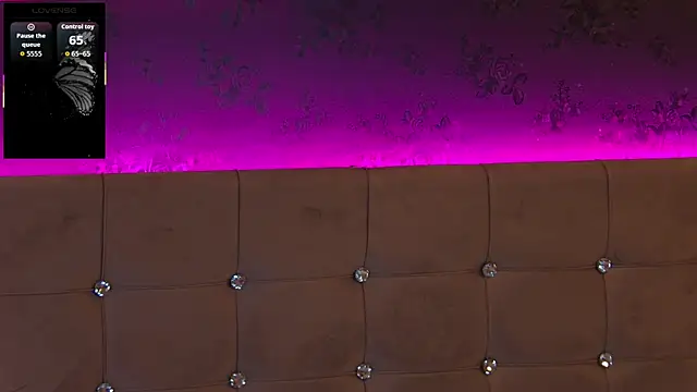 ZoeMesmerize online show from 24, 11, 2025