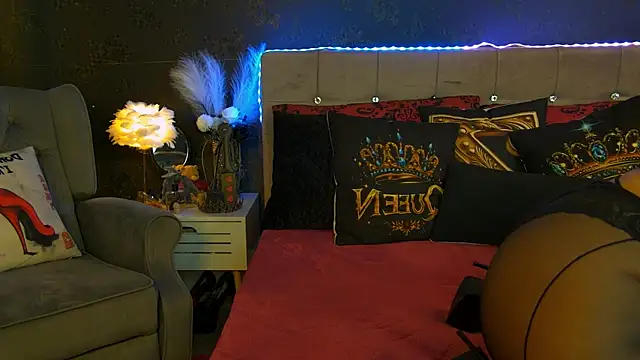 ZoeMesmerize online show from 6, 7, 2026