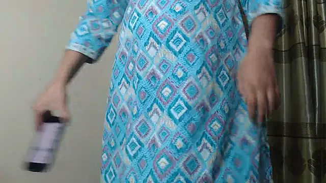 Snapshot of queen_angelina chatting on 9, 7, 2026 queen angelina online show from 9, 7, 2026