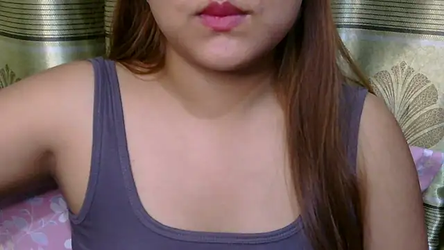 Snapshot of queen_angelina chatting on 16, 4, 2026 queen angelina online show from 16, 4, 2026