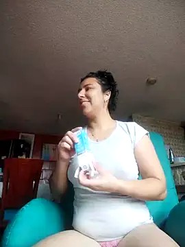 Snapshot of Im_Alma_ chatting on 29, 9, 2025 Im Alma online show from 29, 9, 2025