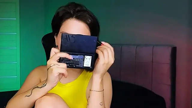 Stacy Gonzales  online show from 10, 9, 2025