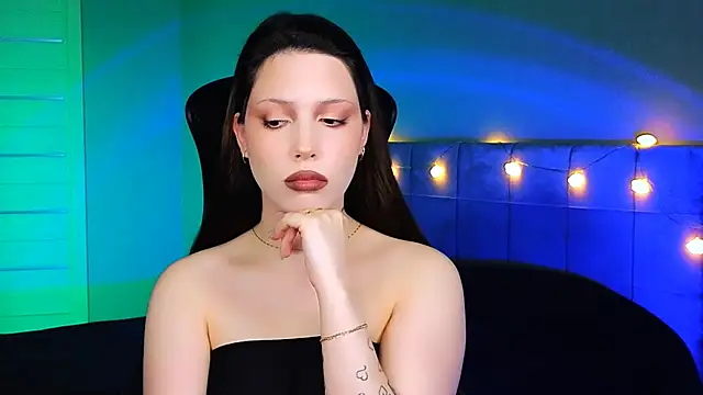 Stacy Gonzales  online show from 20, 2, 2025