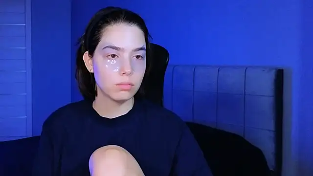 Stacy Gonzales  online show from 13, 9, 2025