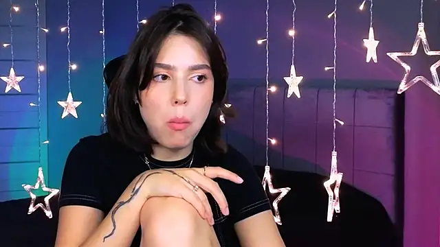 Stacy Gonzales  online show from 9, 10, 2025