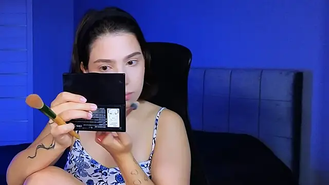 Stacy Gonzales  online show from 18, 9, 2025