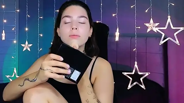 Stacy Gonzales  online show from 23, 9, 2025