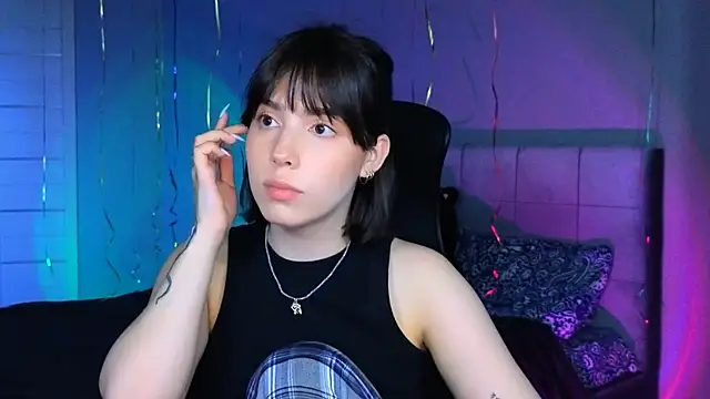 Stacy Gonzales  online show from 25, 3, 2026